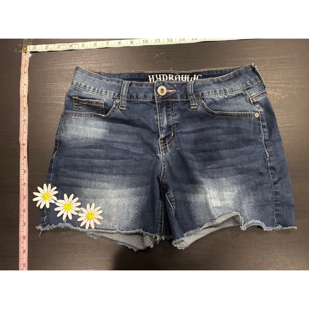 Hydraulic Natural Short Denim Daisy Floral Cutoff Shorts Medium Wash Blue Size 6
